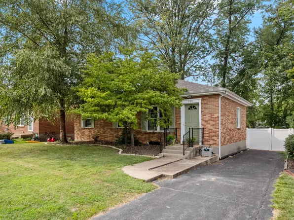 609 Sessions Ave, Saint Louis, MO 63126