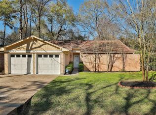 46 N Deerfoot Cir, Spring, TX 77380