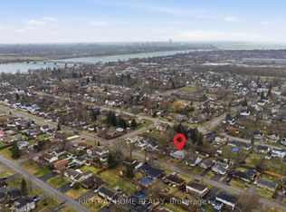 313 Bowen Rd, Fort Erie, ON L2A2Z1