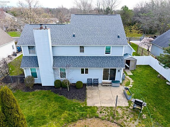 5th image of 3517 Jeannette Dr