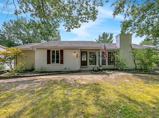 843 Country Stone Dr, Ballwin, MO 63021