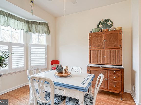 5th image of 213 Limerick St