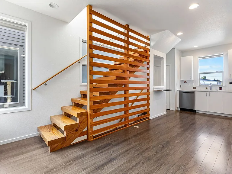 1217 N Morgan St — Photo 4