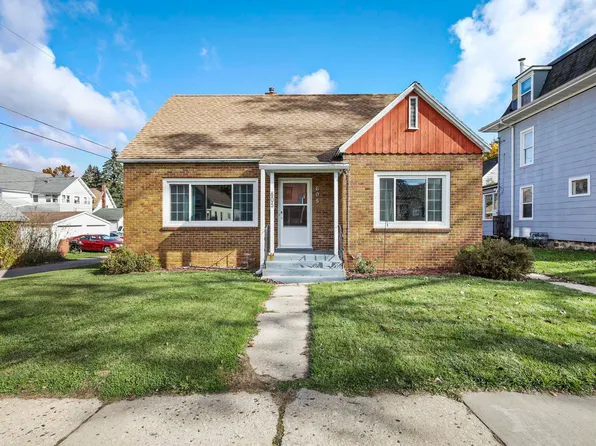 605 Dewitt St, Portage, WI 53901