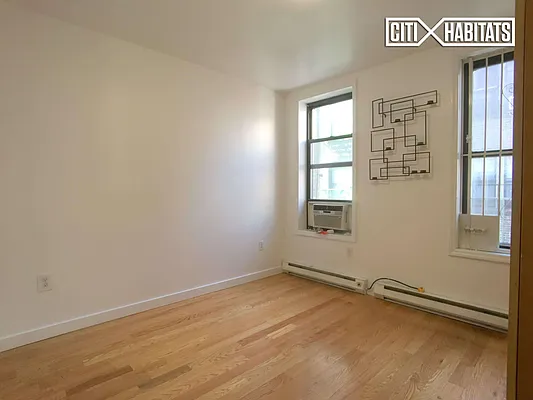 Rented by Citi Habitats | media 34