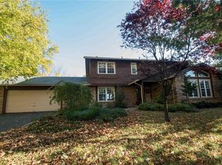 122 Bent Oak Trl, Fairport, NY 14450