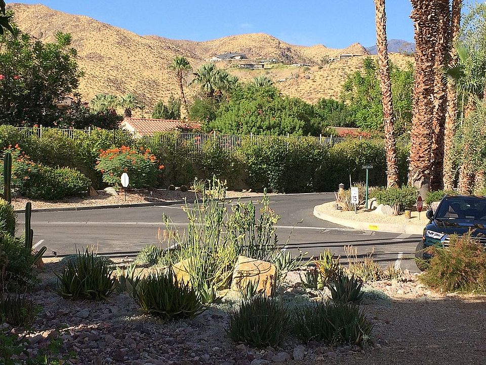 2nd image of 17 Desert Lakes Dr