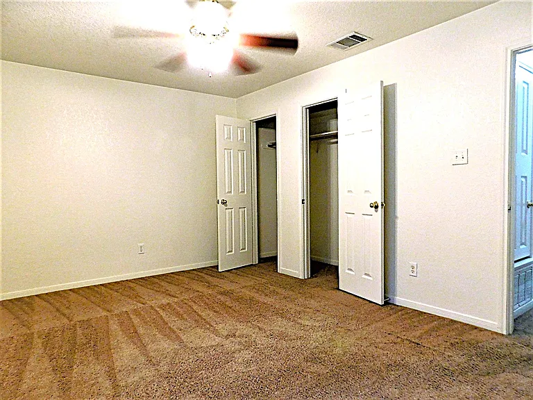 3305 Alicante Ct #A — Photo 12
