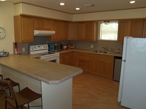 4th image of 88 Palisade Cir
