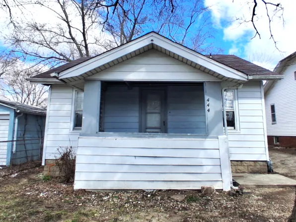 444 W Garfield Ave, Decatur, IL 62526