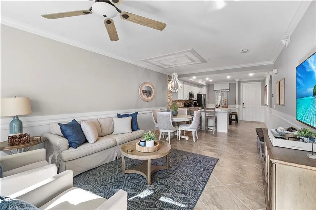 2 bed, 2.0 bath, 1250 sqft, $8,000 — Photo 3