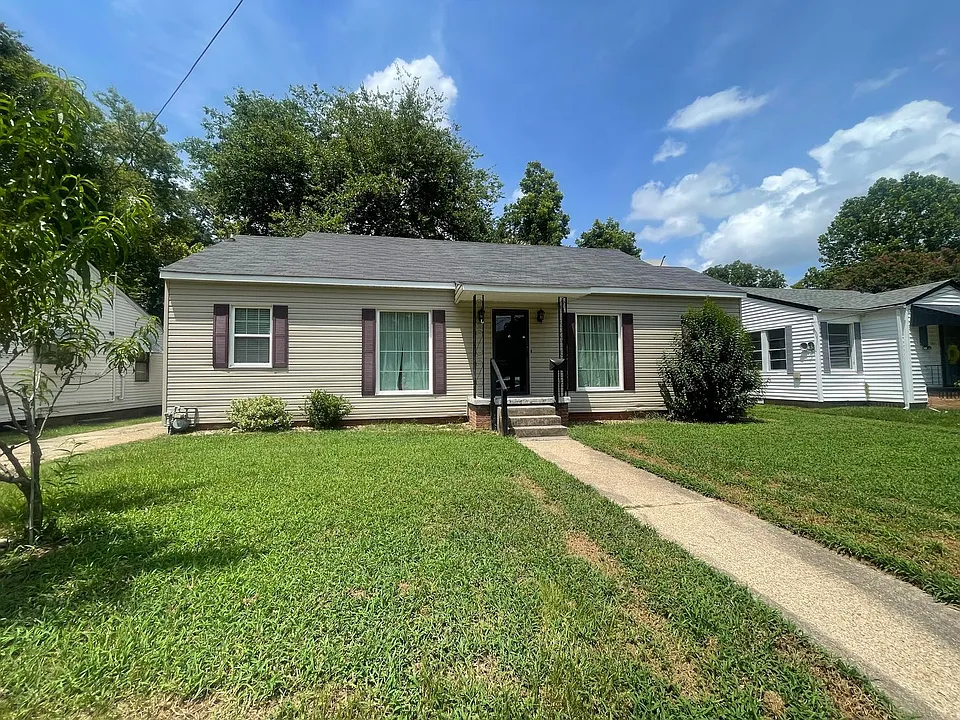 250 E Fairview St