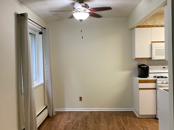2nd image of 1290 Rockland Ave APT 2G