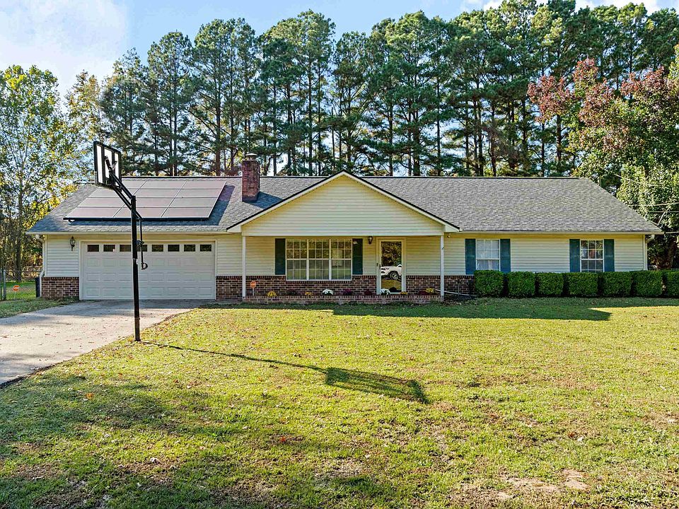 1st image of 214 Lone Oak Dr