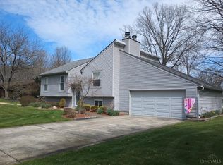 3744 Redthorne Dr, Amelia, OH 45102