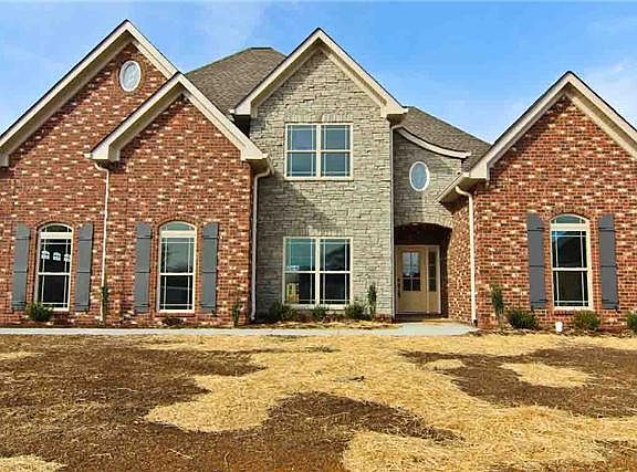 3rd image of 2716 Aristocrate Dr