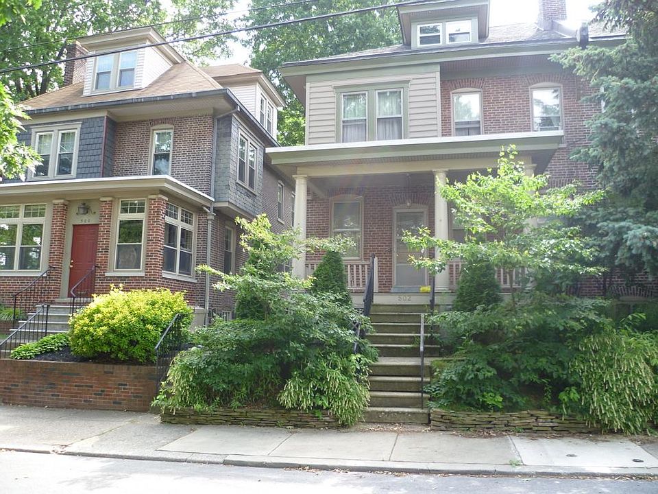 Charming 1914 house on quiet, one-way residential street!