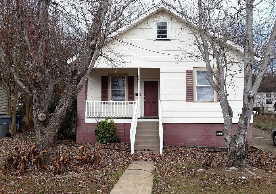 1st image of 443 Sloan St