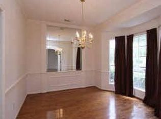 3222 Shadywind Dr, Houston, TX 77082