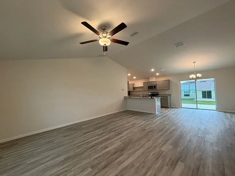 678 W Walkertown Dr — Photo 5