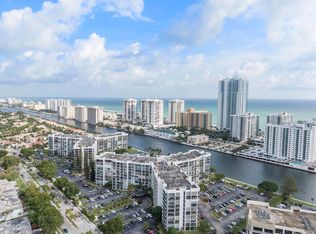 800 Parkview Dr APT 306, Hallandale Beach, FL 33009