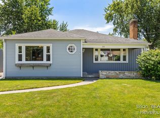 58 Manchester St SW, Wyoming, MI 49548