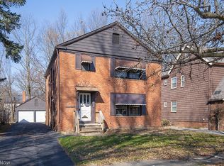 881 Eloise Dr, Cleveland Hts, OH
