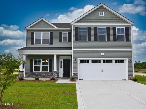 109 Sea Breeze Court, Sneads Ferry, NC 28460