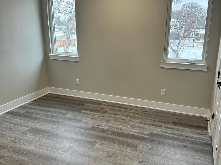 2408 Peabody Ave — Photo 32