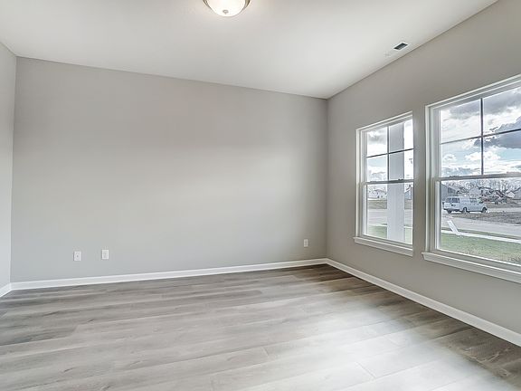 4th image of 11826 Kendrick Ct
