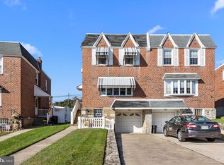 132 Hickory Hill Rd, Philadelphia, PA 19154