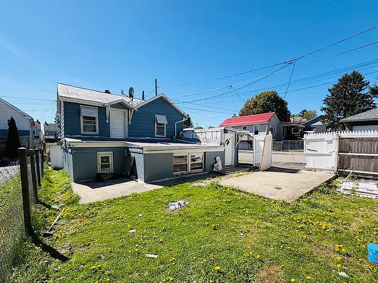 540 Freemont Ct #1 — Photo 5