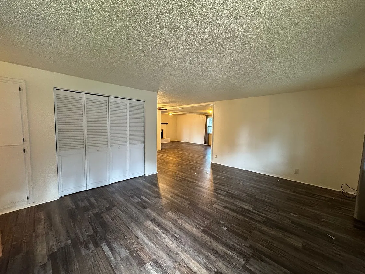 Building Photo - 3940 Burlwood St