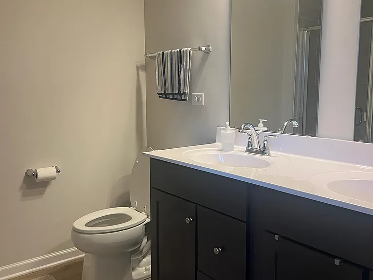 936 Jenkins Ct — Photo 13