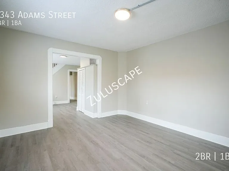 2343 Adams St — Photo 3