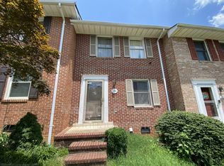 184 Farrell Ln, Fredericksburg, VA 22401