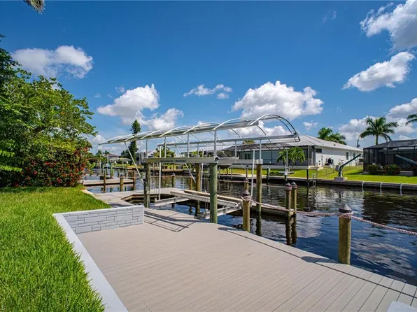 5259 Skylark CT, CAPE CORAL, FL 33904