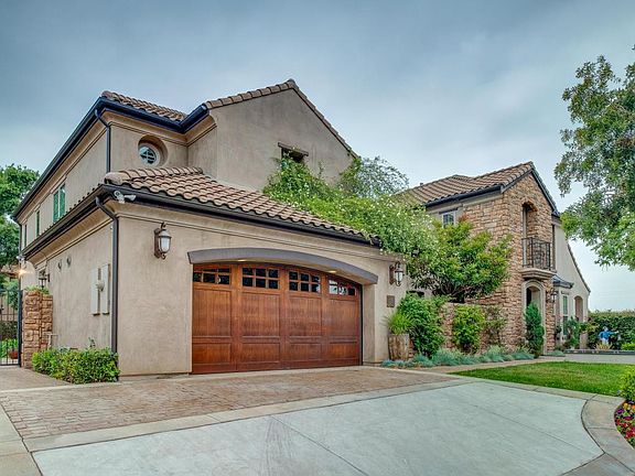 4th image of 1078 La Presa Dr