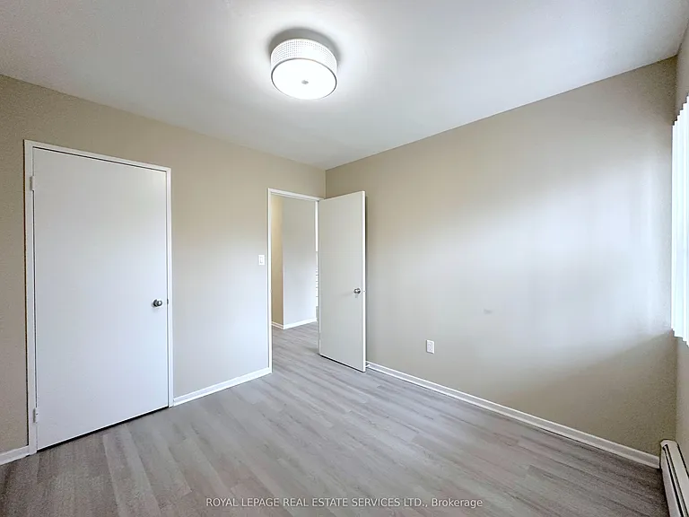 32 Carluke Cres #103 — Photo 6