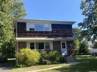 676 Thomas Ave, Baldwin, NY 11510