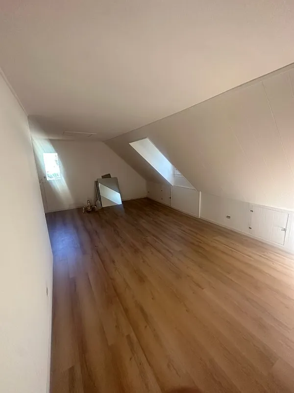 3817 Laurel Avenue — Photo 2