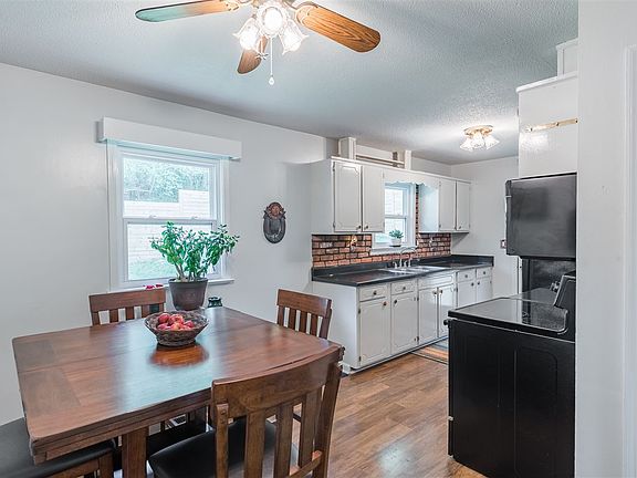 4th image of 8808 Lake Villa Ln