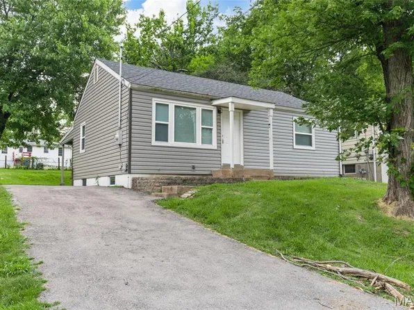 36 Bascom Dr, Saint Louis, MO 63135