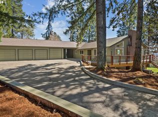 11338 SE Valley View Ter, Happy Valley, OR 97086