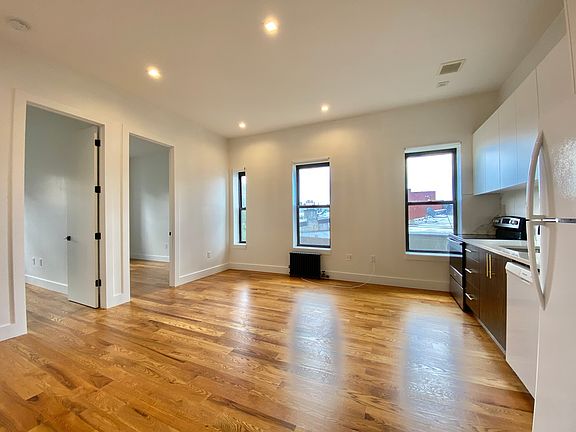 2nd image of 499 Washington Ave #19