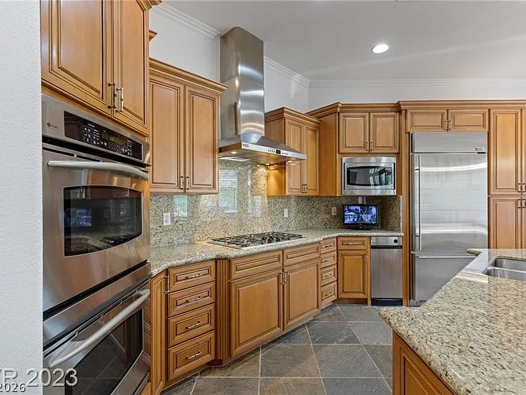 1447 Foothills Village Dr — Photo 18