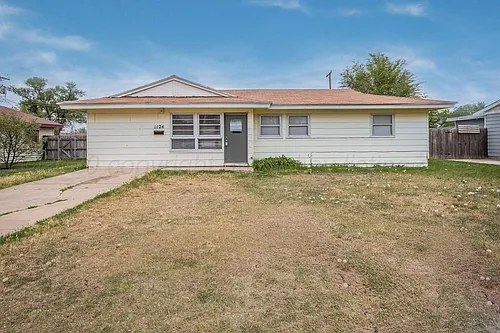 1124 Juniper Dr Photo 1