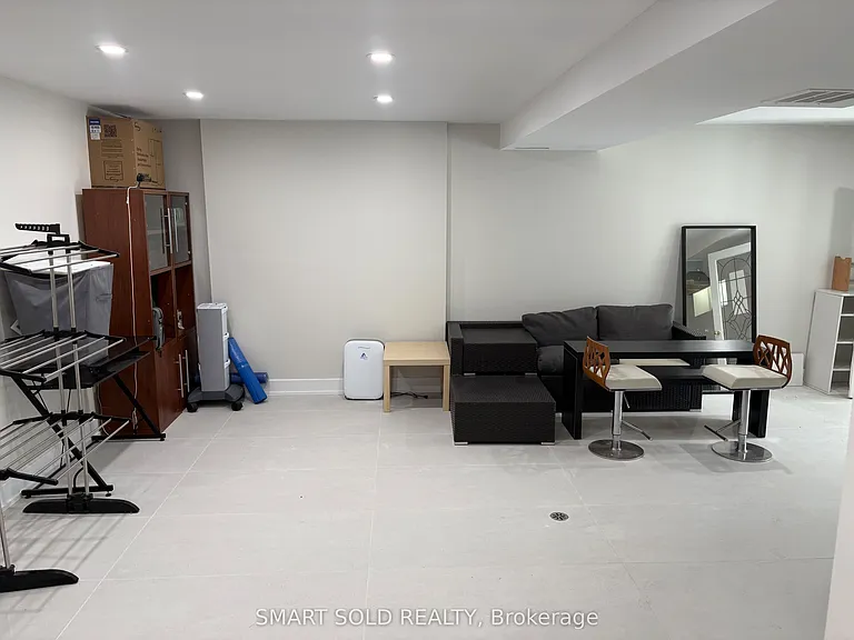 55 Proctor Ave #BASEMENT — Photo 3