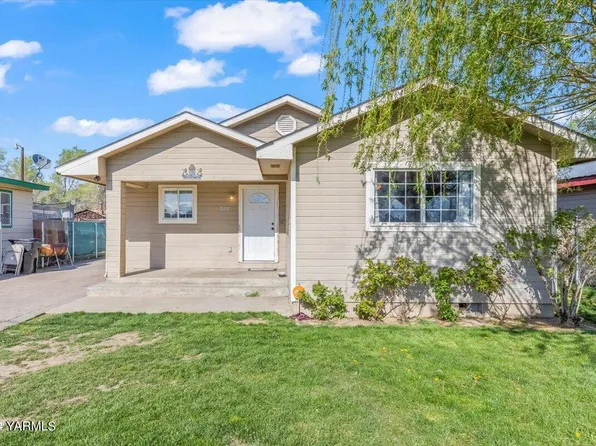 922 Washington Ave, Toppenish, WA 98948