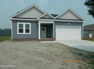 109 Meadow Ridge Ln, Coinjock, NC 27923